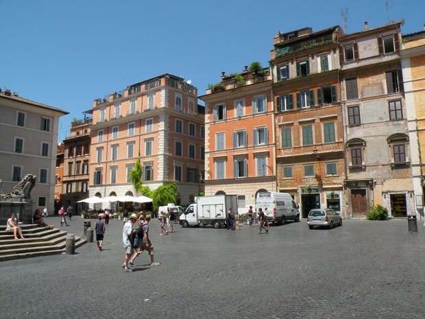  Place Sainte-Marie du Trastevere